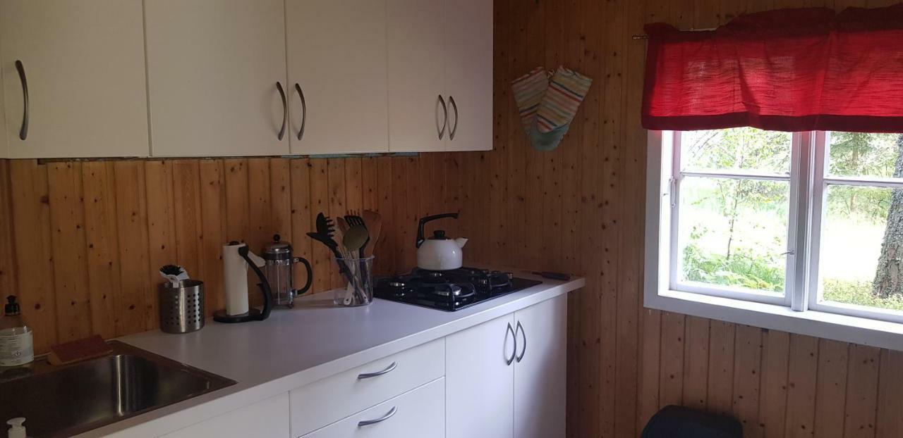 Cozy Cottage In The Woods, Near Dyreparken In Kristiansand, Lake Lolandsvannet Ovrebo Extérieur photo